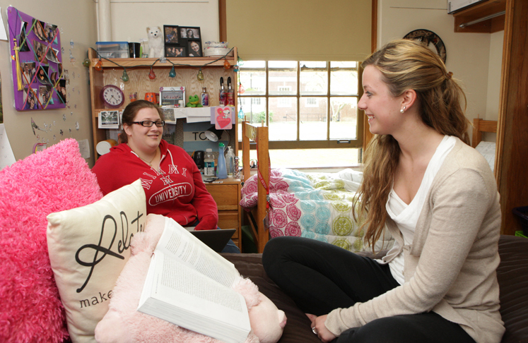 Catch up on the latest news of the day with your roommate and friends.