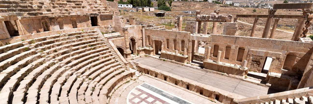 open air auditorium in pompeii