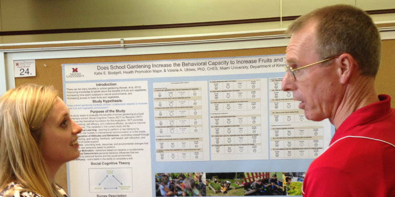 student presents at conference