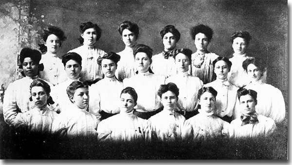 Graduating class of 1906