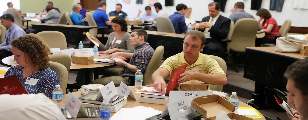 Students in an MBA class lecture
