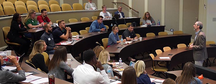 07/01/2019 Recruiters learn more about Farmer School, students at summit