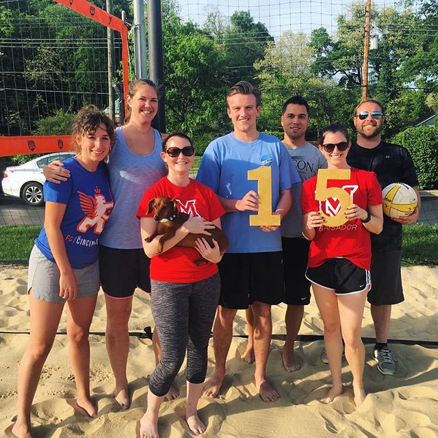 15 days to Commencement! Congratulations to the Class of 2017 from the Cincinnati Chapter sand volleyball league. After graduation, chapters are a great way to stay involved with Miami and meet other Miamians in your city! Find your chapter at MiamiAlum.org/Chapters 
#MiamiOHCountdown #MiamiOHAlum #MiamiOHGrad #MiamiOH #CountdownToCommencement