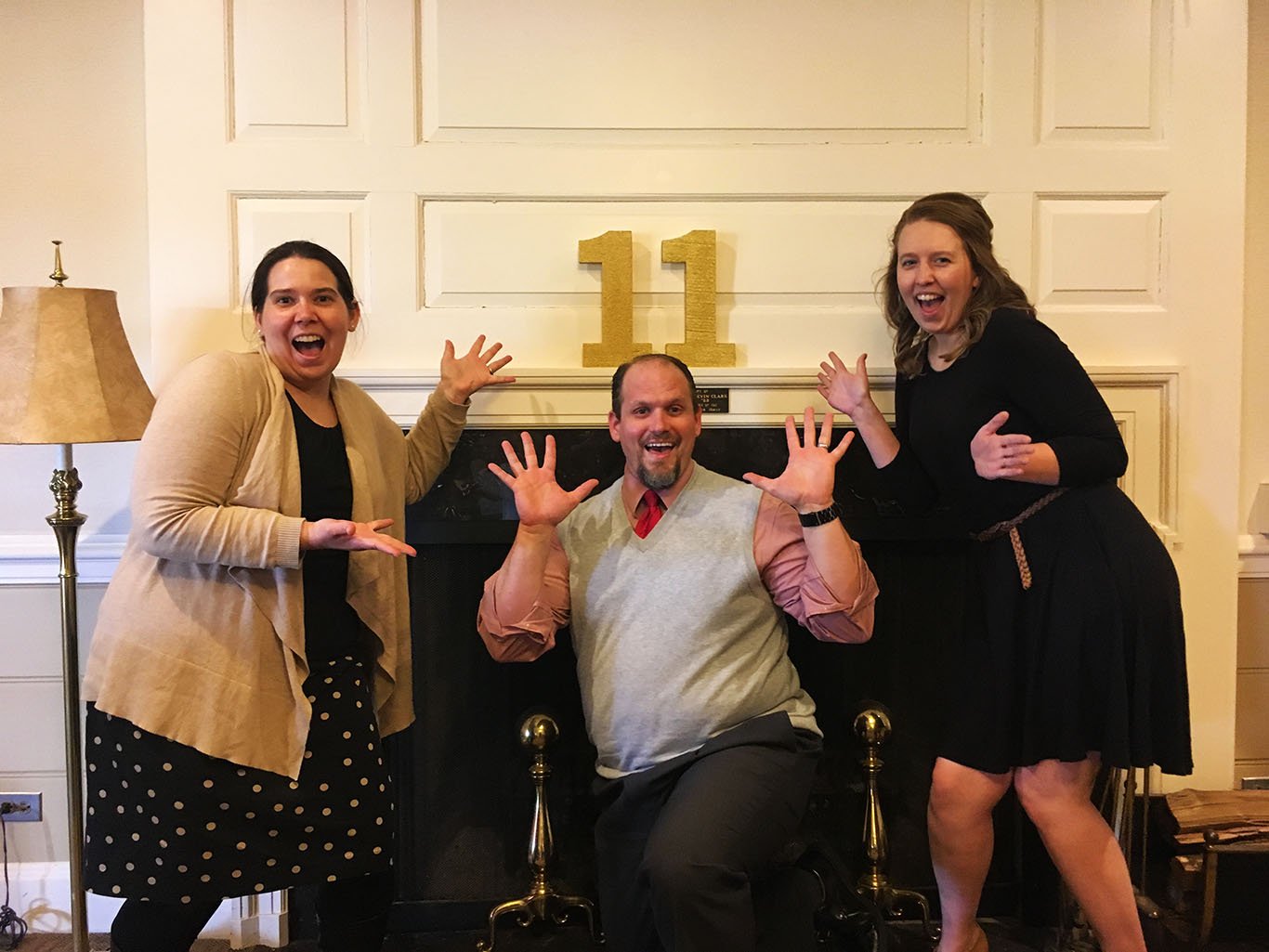 11 days! Congrats to the Class of 2017 from alumni engagement. With alumni groups and chapters, they’ve got you covered! #MiamiOHCountdown https://t.co/qjRiG0pq1I