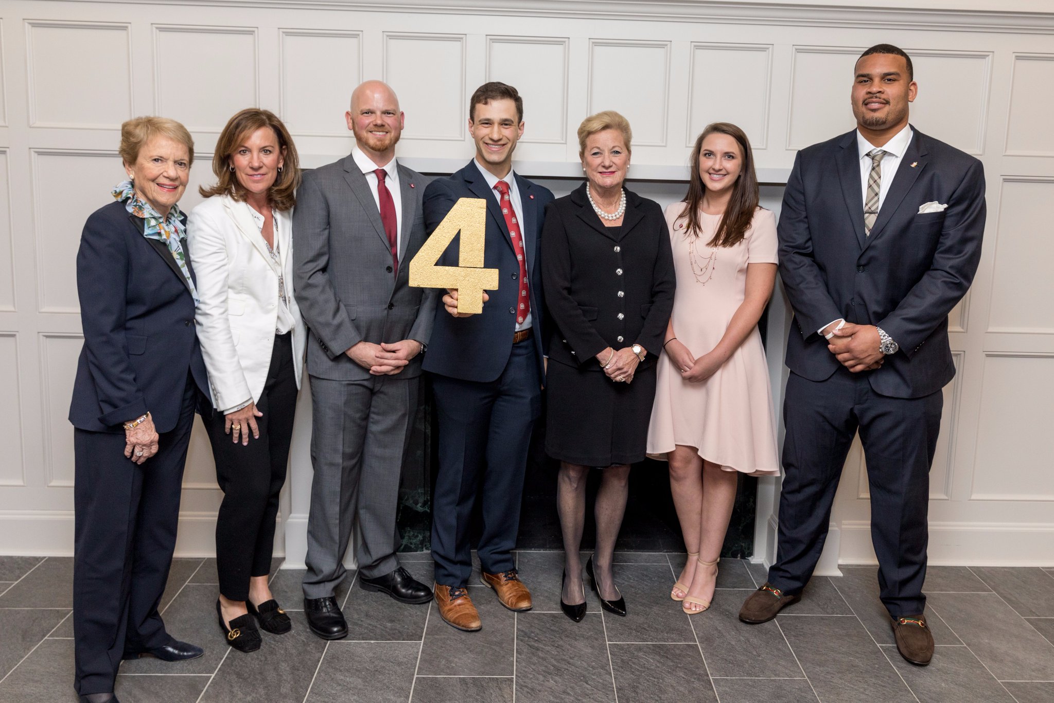 4 days to Commencement! Congratulations to the Class of 2017 from this year’s Miami Alumni Award winners. #MiamiOHCountdown https://t.co/7o5QyroIZn