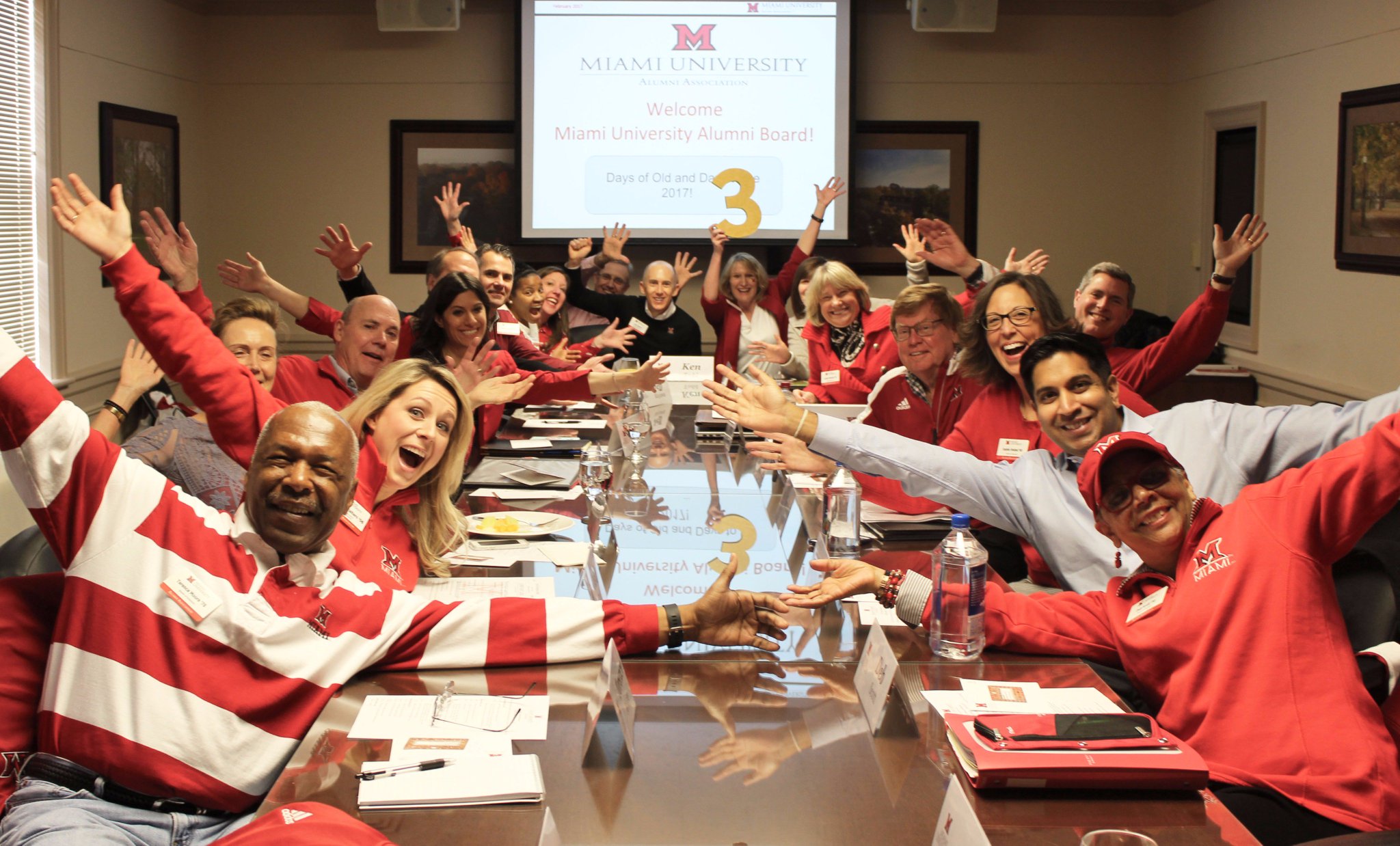3 days! Congratulations to the Class of 2017 from the Miami University Alumni Association Board. #MiamiOHCountdown #MiamiOHalum https://t.co/tfs4jRupsj