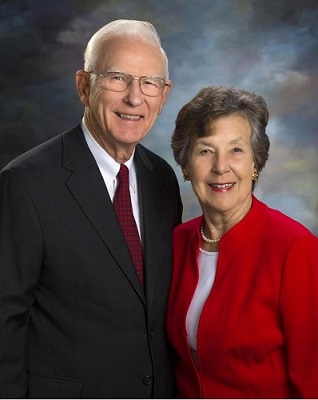 HCWE founders Roger and Joyce Howe.
