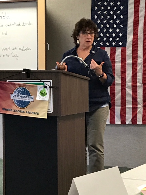 Roxanne Storer speaking at an Oxford Toastmasters meeting