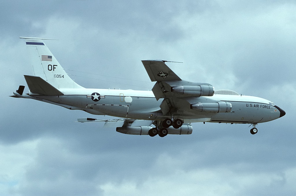 a Boeing jet in flight