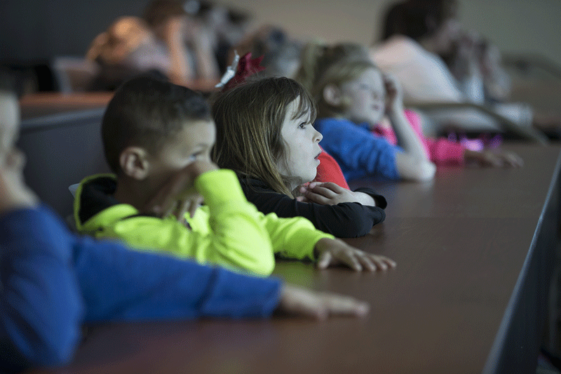 Talawanda children watch a laser experiement