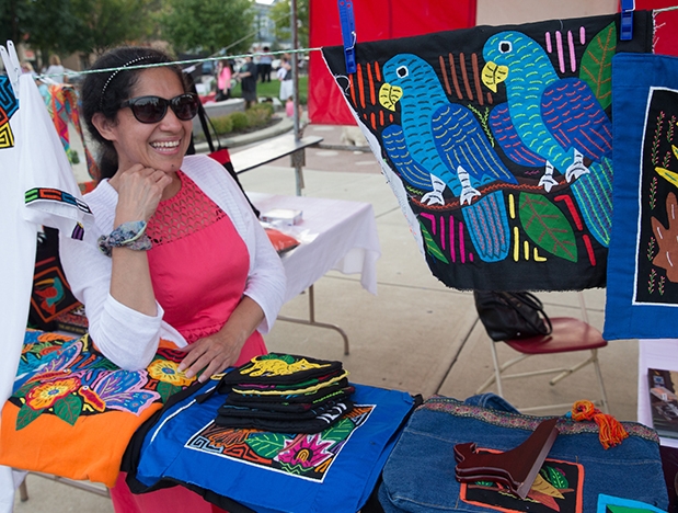 latin-am-festival-vendor