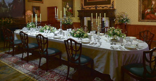 downton-abbey-dining