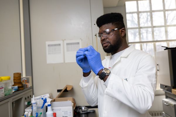 Student working in a research lab