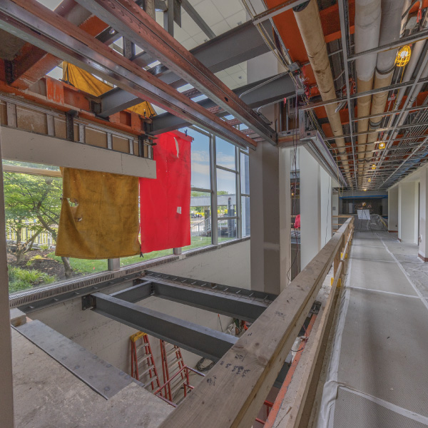 construction of the lobby escalator to add in stairs
