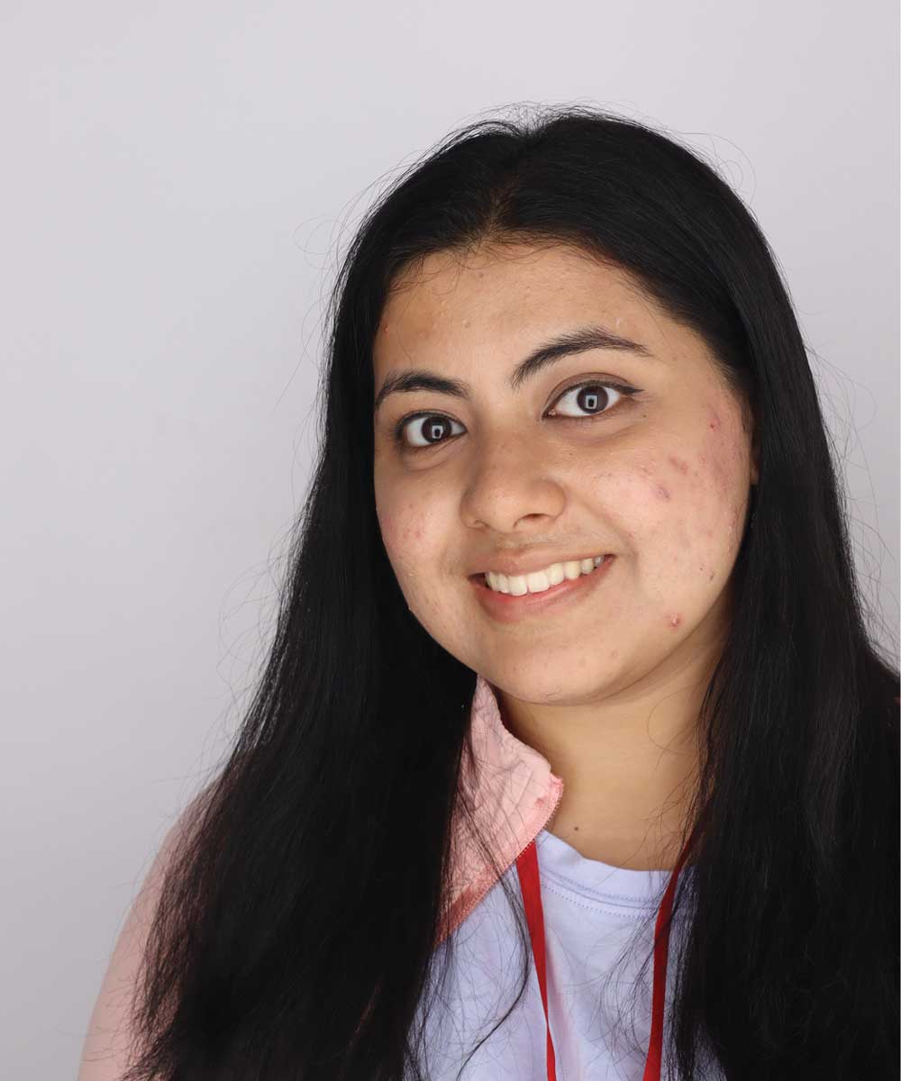 Profile of Saloni Pandey