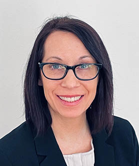Photo of Pam Glaser.