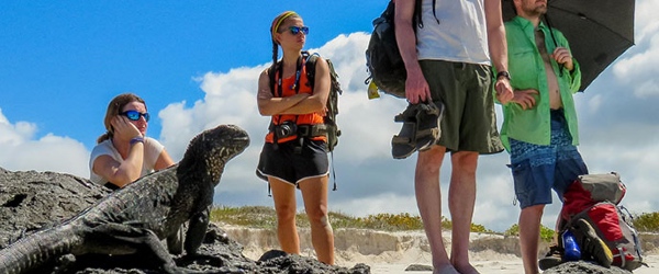 Students on an Earth Expeditions trip