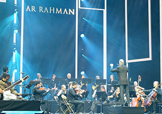 Ricardo Averbach conducting