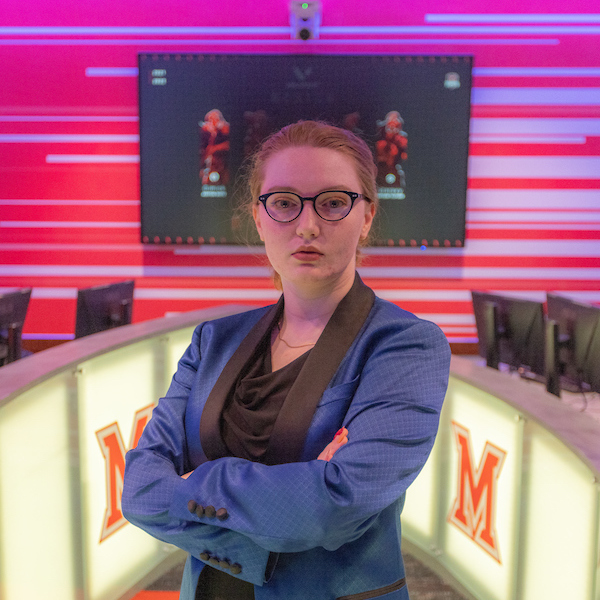 esports female manager