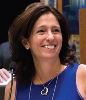Suzanne Alexander