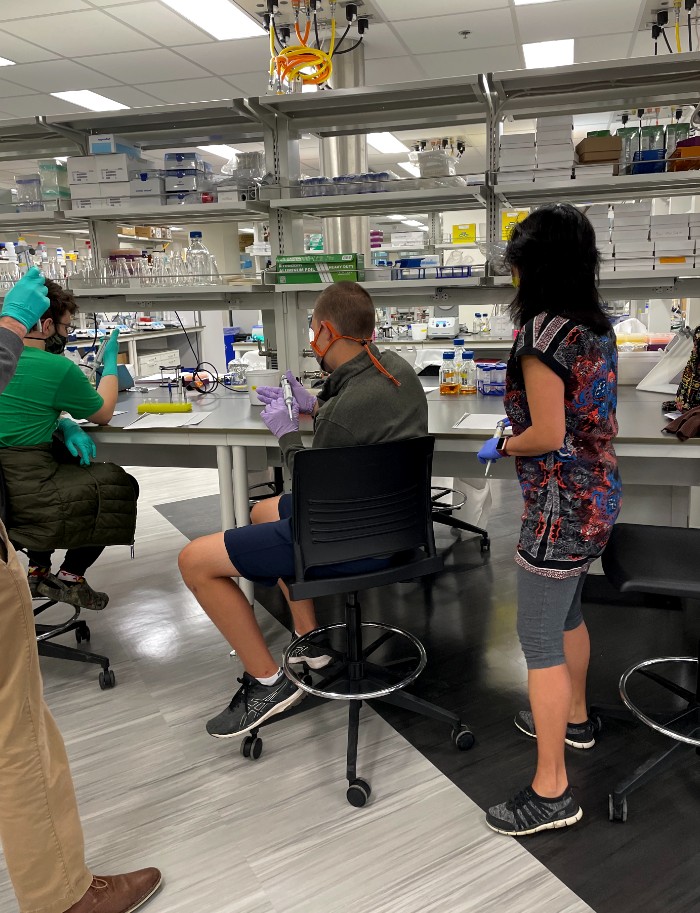 McGuffey Montessori High school students working in a CPB lab 