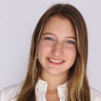 Avery Hendl Headshot