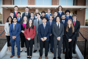 The latest Lilly Leadership cohort stands in front of the McVey Data Science building.