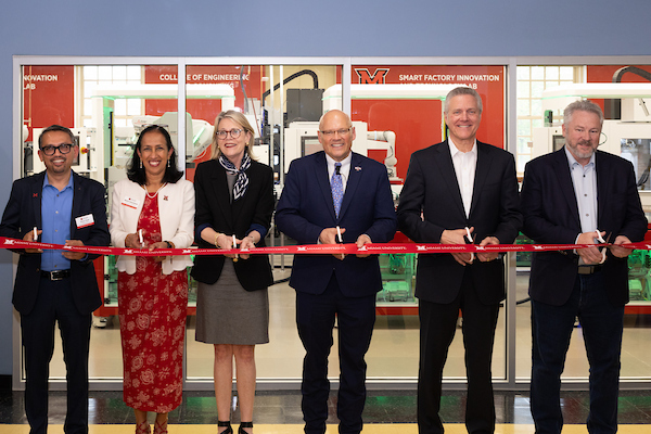 Smart Fit lab ribbon cutting ceremony