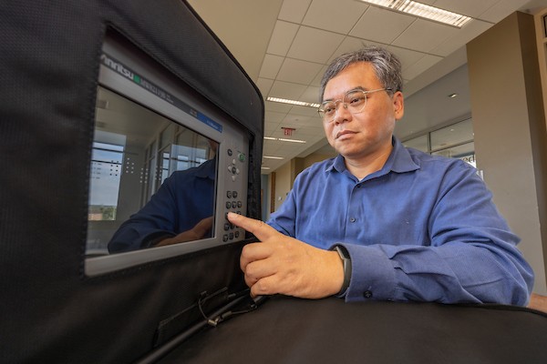 Professor Chi-Hao Cheng