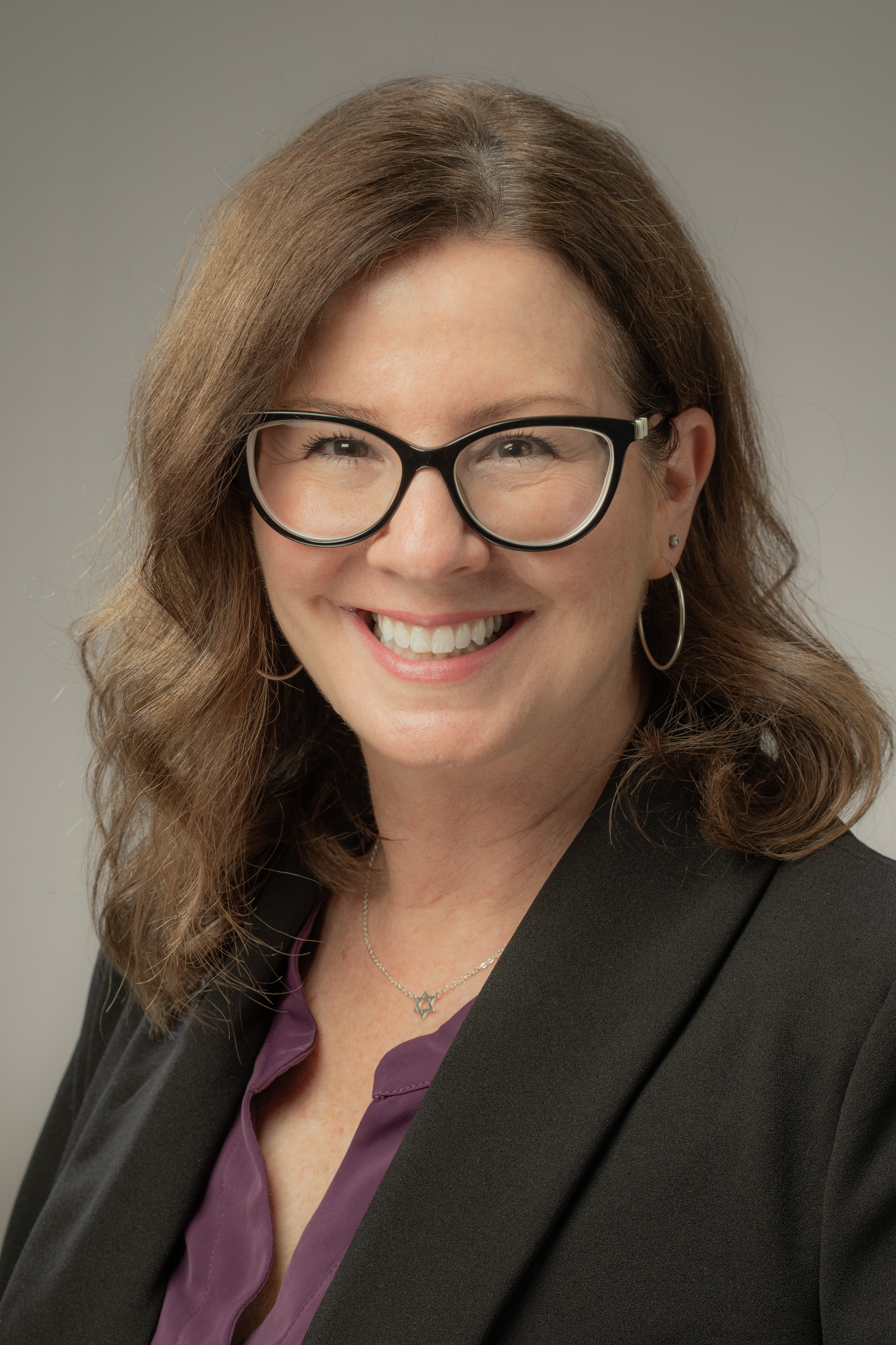 Headshot of Ellen Yezierski.
