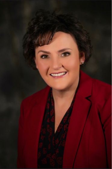 Terri Buzzell Headshot