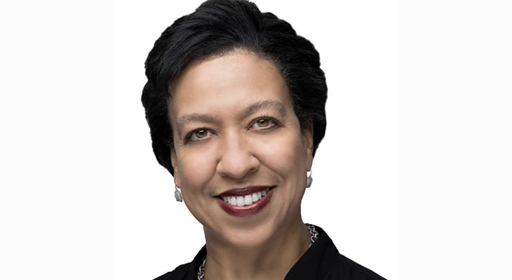 Michelle Thomas head shot 