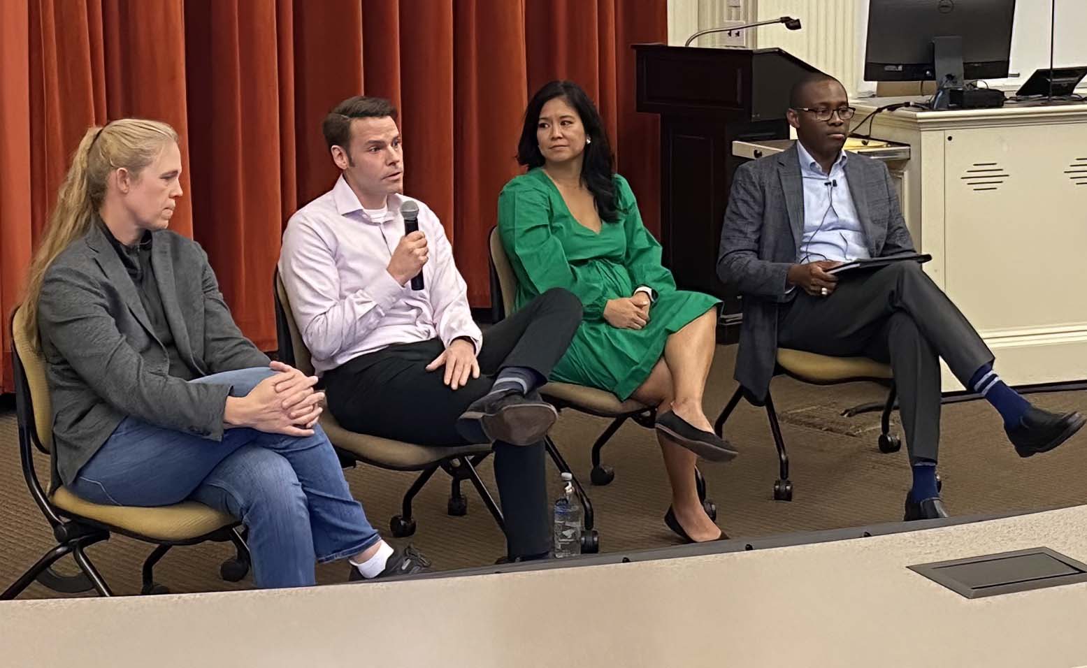 (l-r) Terin Williams, Greg Barnett, Eileen Moore, and FSB professor Joseph Nwankpa at the Cypersecurity Forum