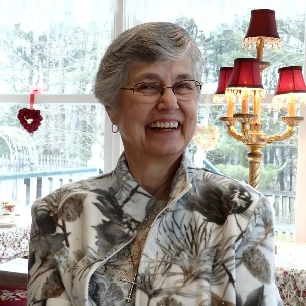 Lois Philips