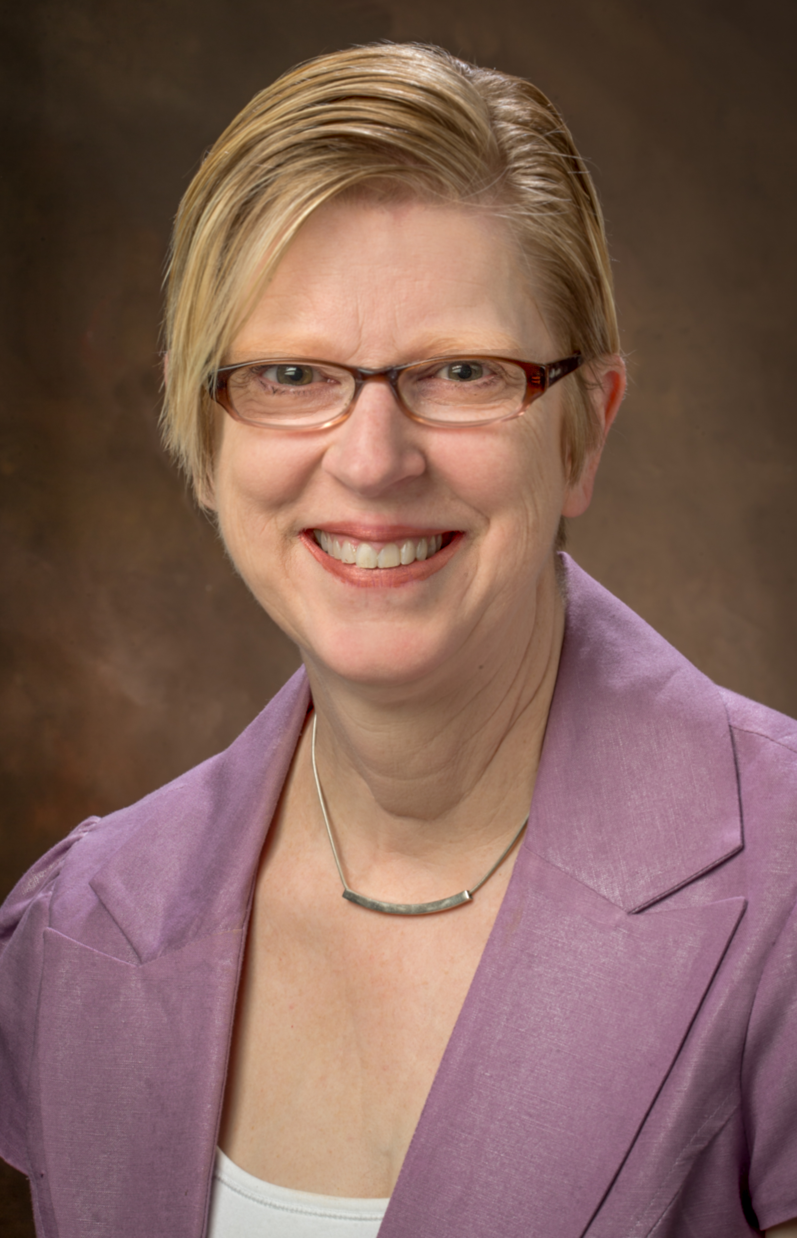 Headshot of Dr. Carolyn Haynes