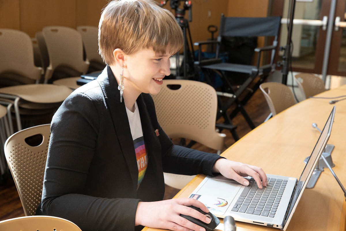 employee working on laptop