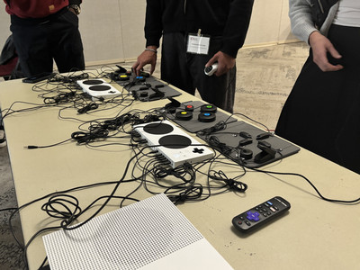 Accessible xbox controllers