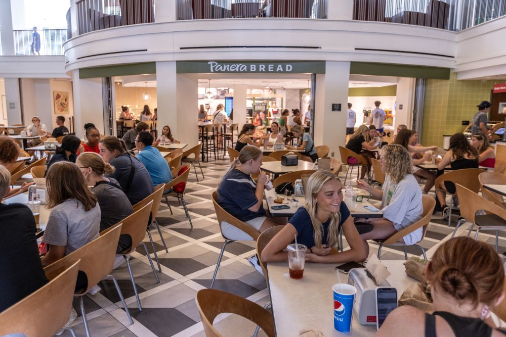 students in the Armstrong Center's dining area during a Panera Orientation