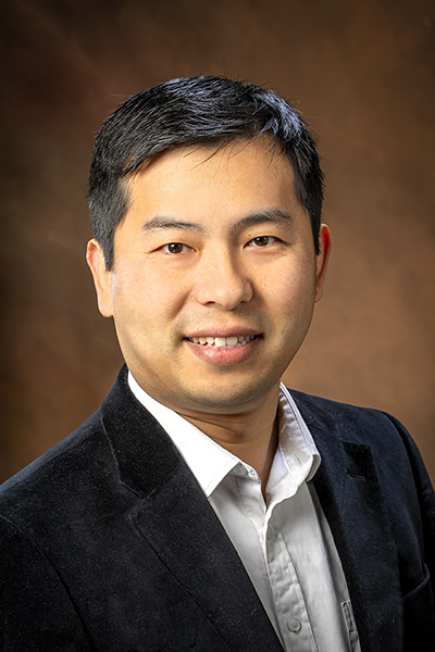 Yanan Yue