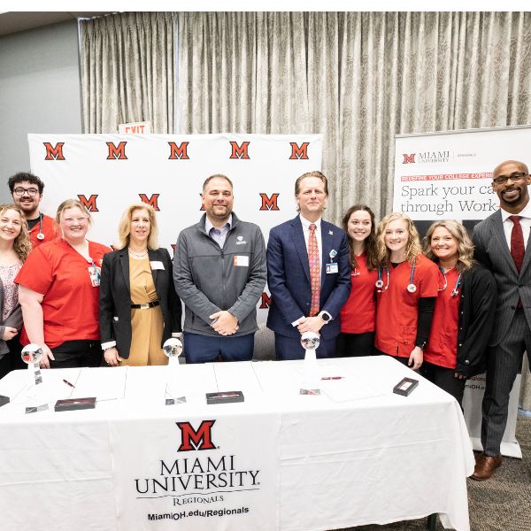 Miami Regionals nursing students with Ande Durojaiye, vice president and dean of Miami University Regionals; Kim Hensley, COO/CNO of Atrium Medical Center; Erik Balster, health commissioner for the Butler County General Health District; and Paul Hoover, president of Kettering Health Hamilton.