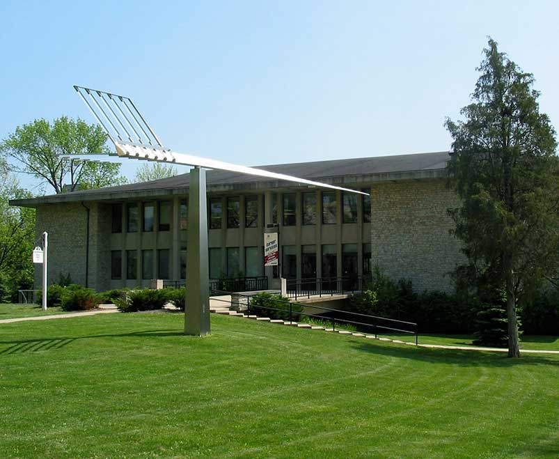exterior view of entrance to Hoyt Hall